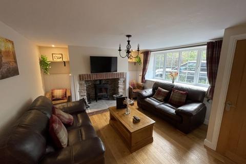 3 bedroom end of terrace house for sale, Rock Terrace, Llanarmon Dyffryn Ceiriog