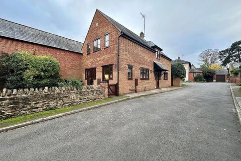 4 bedroom detached house for sale, Barn Mews, Collingtree, Northampton NN4