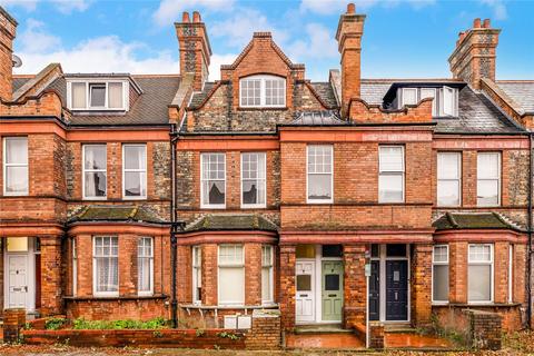 3 bedroom apartment for sale, Amesbury Avenue, Streatham Hill SW2