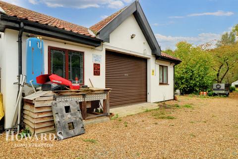 2 bedroom barn conversion for sale, High Road, Needham