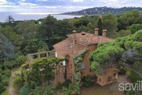 4 bedroom villa, Sainte-Maxime, 83120, France