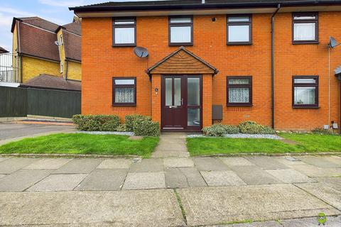 3 bedroom semi-detached house for sale, Shearwood Crescent, Crayford, Dartford, Kent, DA1