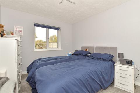 1 bedroom ground floor flat for sale, Station Approach West, Reigate, Surrey