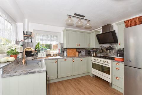 4 bedroom detached house for sale, Bicknor Close, Canterbury, Kent