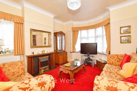 3 bedroom detached house for sale, Portsmouth Road, Horndean, Waterlooville, Hampshire