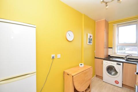 2 bedroom flat for sale, Robroyston Avenue, Provanmill, Glasgow, G33 1EG