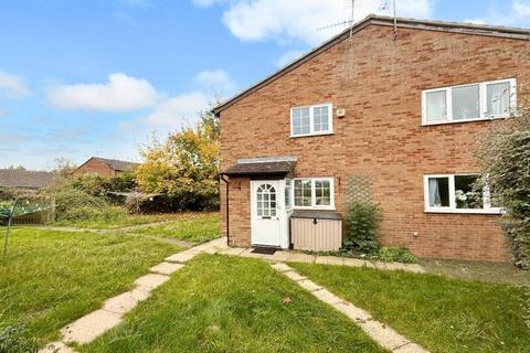 1 bedroom cluster house for sale, Speedwell Close, Barton Hills, Luton, Bedfordshire, LU3 4AF