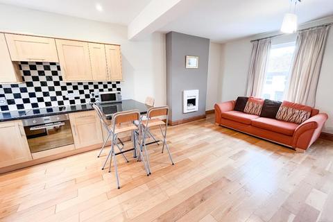 2 bedroom flat for sale, Childs Hill, London NW2