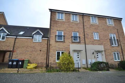 4 bedroom semi-detached house to rent, Oxley Park, Milton Keynes MK4