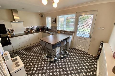 4 Beamish Close, Langley Park, Durham, DH7 9UY