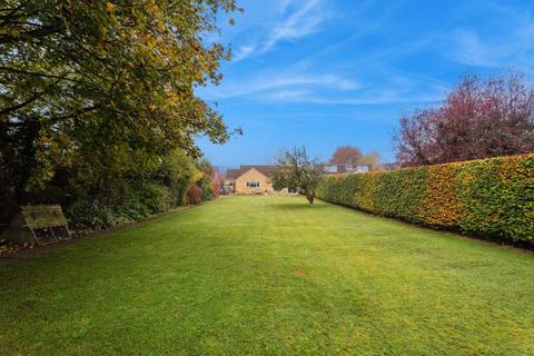 3 bedroom detached bungalow for sale, Wellington Avenue, Princes Risborough HP27