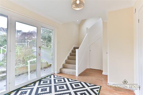 35 Lower Port View, Saltash, PL12 4BY