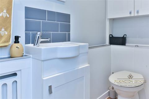 11 Broad Walk, Saltash, PL12 4NT
