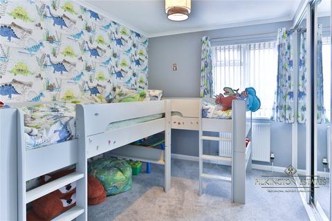 11 Broad Walk, Saltash, PL12 4NT