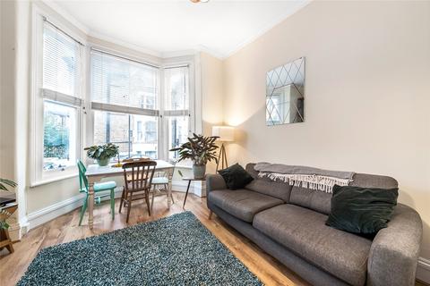 10b Rockmount Road, London, SE19 3ST