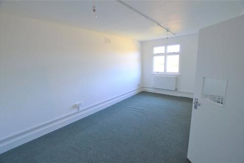 3 bedroom apartment to rent, Central Hill, London, SE19