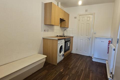 Studio to rent, Charles Grinling Walk, London, SE18