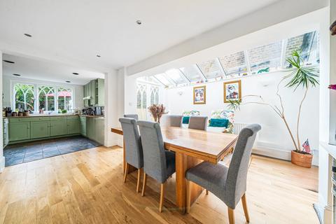 4 bedroom terraced house for sale, Macfarlane Road, London, W12