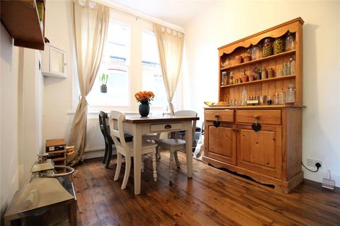 35 Princes Avenue, London, N22 7SB