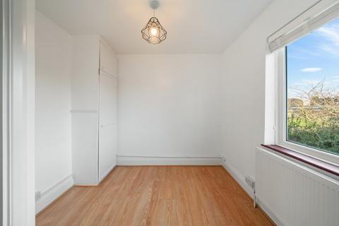 2 bedroom maisonette to rent, Ingleborough Street, Brixton, SW9 0DL