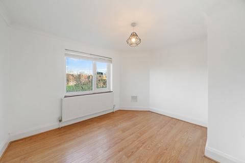 2 bedroom maisonette to rent, Ingleborough Street, Brixton, SW9 0DL