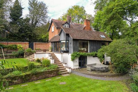 4 bedroom detached house for sale, Belbroughton, Stourbridge, Worcestershire