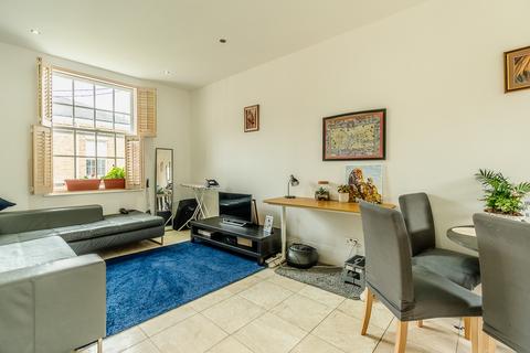 2 bedroom apartment for sale, Royal Drive, London N11