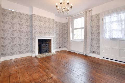 2 bedroom end of terrace house to rent, Sidney Terrace, Bishops Stortford, Herts, CM23