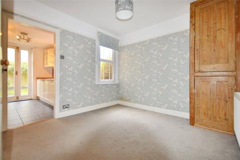 2 bedroom end of terrace house to rent, Sidney Terrace, Bishops Stortford, Herts, CM23