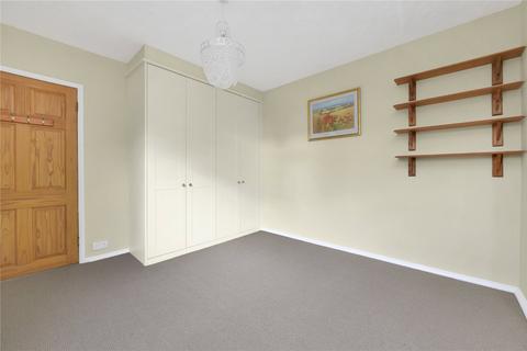 2 bedroom apartment to rent, Connaught Road, Barnet, EN5