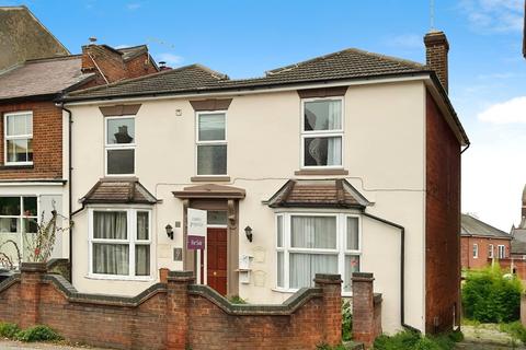 3 bedroom end of terrace house for sale, Walsworth Road, Hitchin, SG4