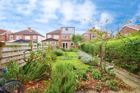 3 bedroom semi-detached house for sale, Langholme Drive, North Yorkshire YO26