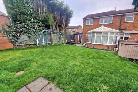 5 Aintree Close, Bedworth, CV12 8TQ