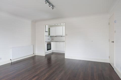 1 bedroom apartment to rent, Kingswood Drive, Surrey SM2