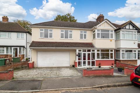 20 Ashleigh Gardens, Sutton, SM1 3EN