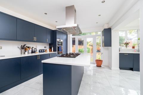 20 Ashleigh Gardens, Sutton, SM1 3EN