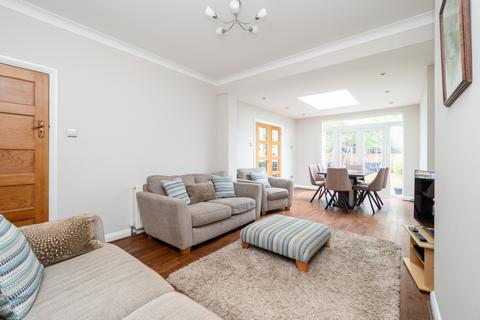 20 Ashleigh Gardens, Sutton, SM1 3EN
