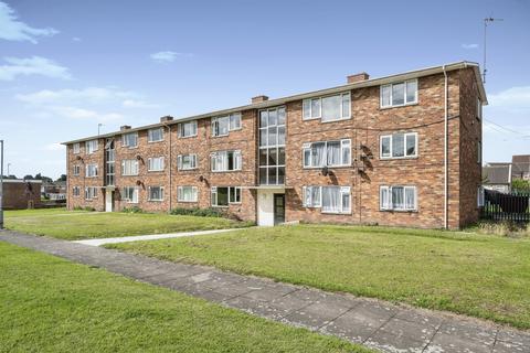 3 bedroom flat for sale, Goodison Boulevard, South Yorkshire DN4