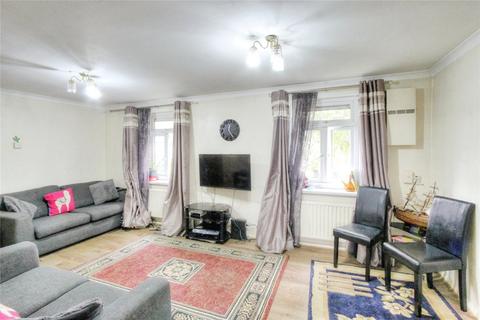 1 bedroom flat for sale, Holywell Close, Surrey TW19