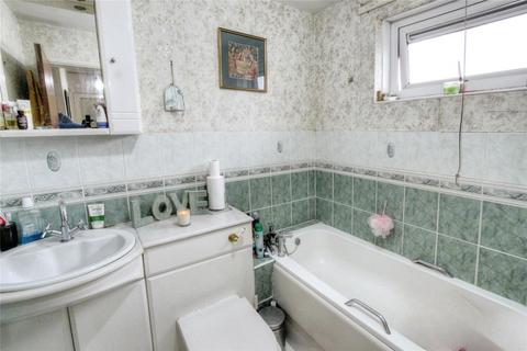 14 Holywell Close, Staines-upon-thames, TW19 7RU