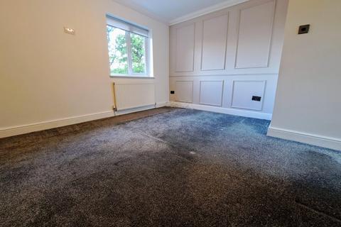 1 bedroom end of terrace house to rent, Catkin Close, Chatham ME5