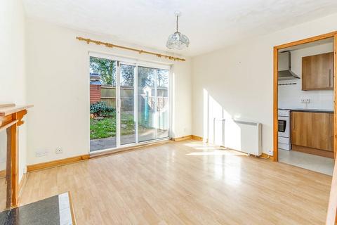 1 bedroom end of terrace house to rent, Tay Close, Kent ME5