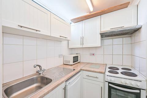 Studio to rent, LANGFORD ROAD, Cockfosters, Barnet, EN4