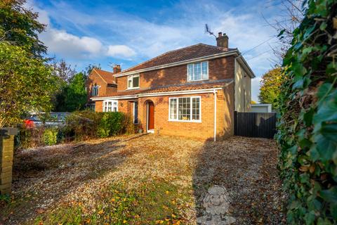 3 bedroom semi-detached house for sale, Cozens-Hardy Road, Norwich, Norfolk, NR7