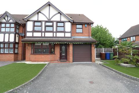 4 bedroom detached house to rent, Gilbert Road, Chafford Hundred