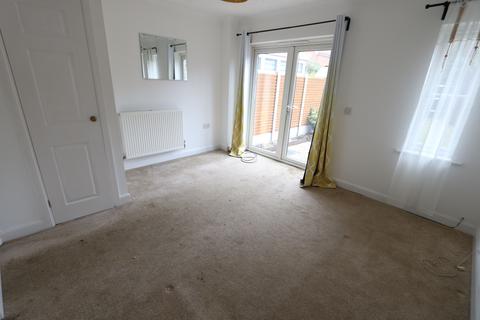 2 bedroom terraced house to rent, Plymouth Road, Chafford Hundred