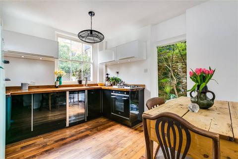 1 bedroom apartment for sale, Broomwood Road, London SW11