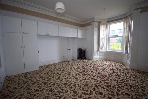 6 bedroom terraced house for sale, Belgrave Terrace, South Shields