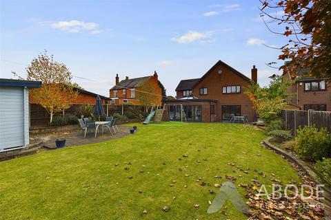 5 bedroom detached house for sale, Henhurst Hill, Burton-On-Trent DE13