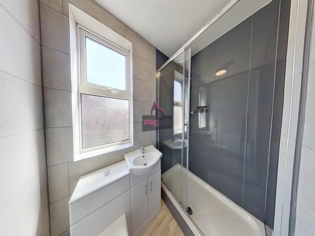Bathroom1